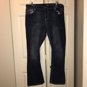 Plus Sized Jeans with pocket embellishment